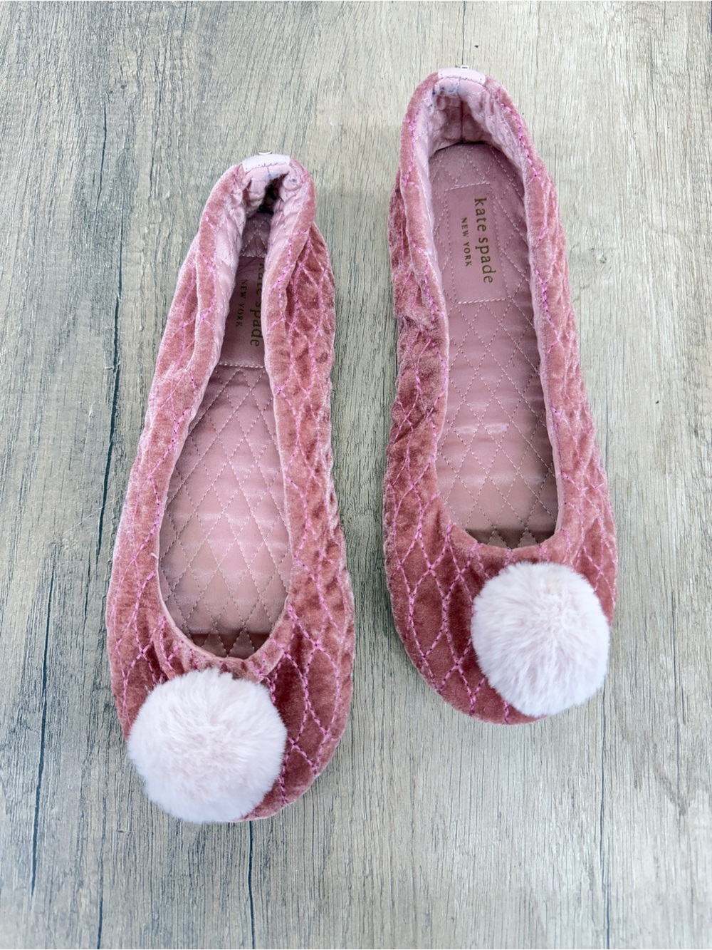 Kate‎ Spade Pink Quilted Velvet Pom Pom Ballet slipper size 10